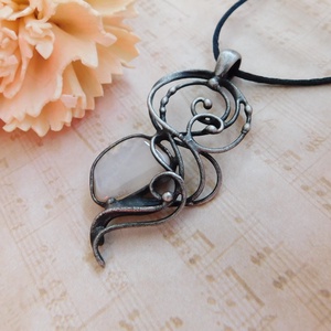 Holdkő medál - Meska.hu