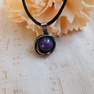 Mini ametiszt medál - ékszer - nyaklánc - medál - Meska.hu