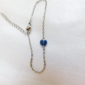 Acél karkötő szodalit gyönggyel - ékszer - nyaklánc - medál - Meska.hu