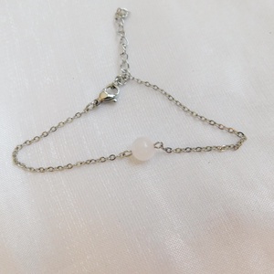 Acél karkötő rózsakvarccal - ékszer - nyaklánc - medál - Meska.hu