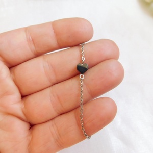 Acél karkötő hematittal - ékszer - nyaklánc - medál - Meska.hu