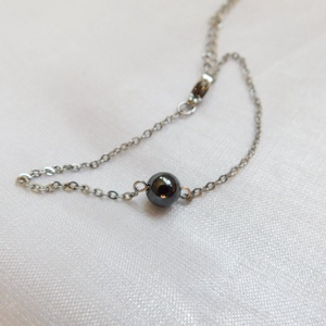 Acél karkötő hematittal - ékszer - nyaklánc - medál - Meska.hu