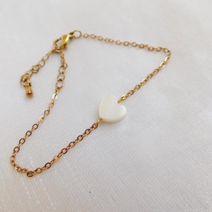 Gyöngyház � karkötő, Ékszer, Karkötő, Karkötő medállal, Csomózás, Ékszerkészítés, MESKA