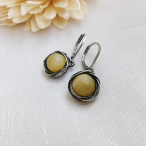 Kalcit fülbevaló - ékszer - fülbevaló - lógó fülbevaló - Meska.hu