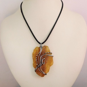 Borostyán medál - ékszer - nyaklánc - medálos nyaklánc - Meska.hu