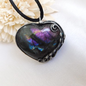 Labradorit szív medál - ékszer - nyaklánc - medálos nyaklánc - Meska.hu