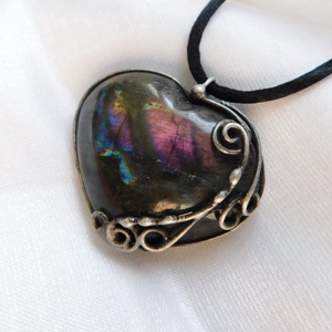 Labradorit szív medál, Ékszer, Nyaklánc, Medálos nyaklánc, Ékszerkészítés, Fémmegmunkálás, MESKA