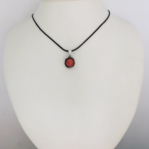 Mini vörös jáspis medál  - ékszer - nyaklánc - medálos nyaklánc - Meska.hu