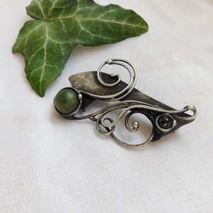 Nefrit bross / kitűző - ékszer - kitűző és bross - Meska.hu