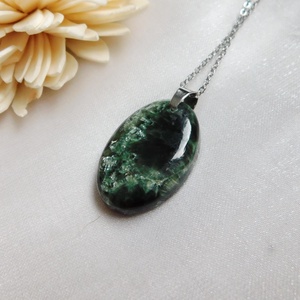 Szerafinit medál acél láncon - ékszer - nyaklánc - medál - Meska.hu