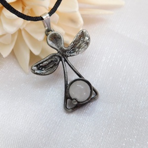 Tejkvarc angyal medál  - Meska.hu