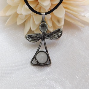 Tejkvarc angyal medál  - ékszer - nyaklánc - medálos nyaklánc - Meska.hu