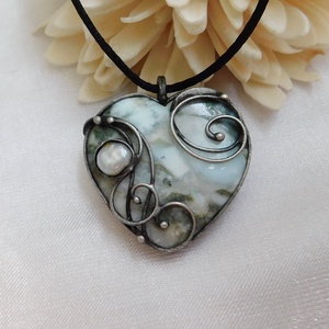 Larimár medál folyami gyönggyel - ékszer - nyaklánc - medál - Meska.hu