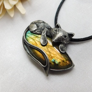 Labradorit róka medál  - ékszer - nyaklánc - medálos nyaklánc - Meska.hu