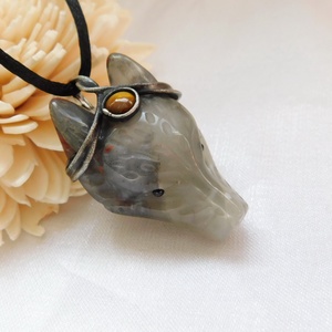 Heliotróp farkas medál tigrisszemmel - Meska.hu