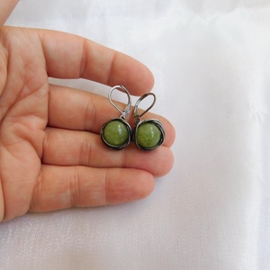 Olivin fülbevaló - ékszer - fülbevaló - lógós kerek fülbevaló - Meska.hu
