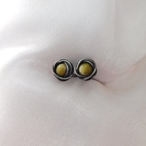 Bedugós szerpentin fülbevaló - ékszer - fülbevaló - pötty fülbevaló - Meska.hu