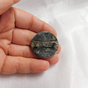 Hematit bross / kitűző - ékszer - kitűző és bross - Meska.hu
