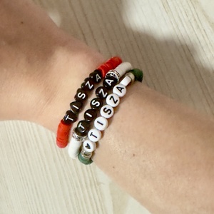 TISZA feliratos Heishi Karkötő Szett , Ékszer, Karkötő, Gyöngyös karkötő, Ékszerkészítés, MESKA