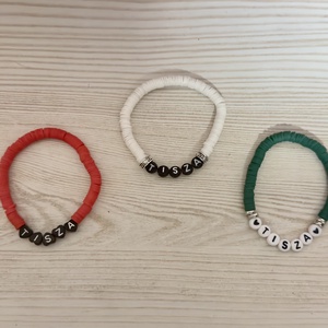 TISZA feliratos Heishi Karkötő Szett  - ékszer - karkötő - gyöngyös karkötő - Meska.hu