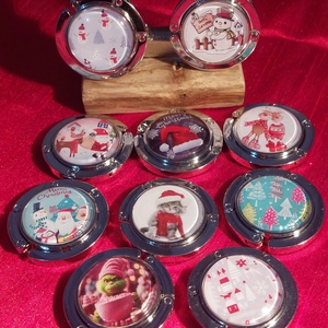 Táskatartó-karácsonyi mintás, télapó-rénszarvassal - táska & tok - kulcstartó & táskadísz - táskaakasztó - Meska.hu