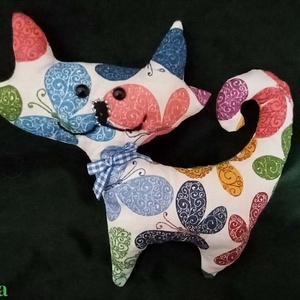 Színes pillangó mintás  textil cica - Meska.hu