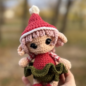 Horgolt karácsonyi elf - karácsony - karácsonyi lakásdekoráció - karácsonyi manók, figurák - Meska.hu