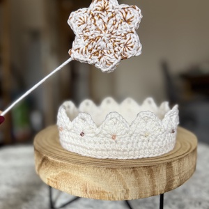 Horgolt korona és varázspálca - Meska.hu