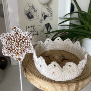 Horgolt korona és varázspálca - karácsony - mikulás - mikulás ajándékok - Meska.hu