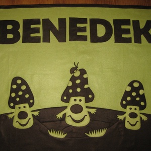 vidám 3 gombás takaró Benedek részére -  - Meska.hu