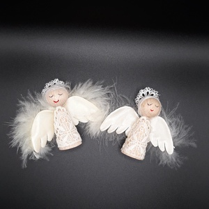 Angyalka pár- fából és csipkéből- toll szárnyakkal - karácsony - karácsonyi lakásdekoráció - Meska.hu