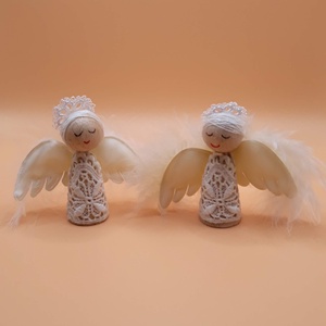 Angyalka pár- fából és csipkéből- toll szárnyakkal - karácsony - karácsonyi lakásdekoráció - Meska.hu