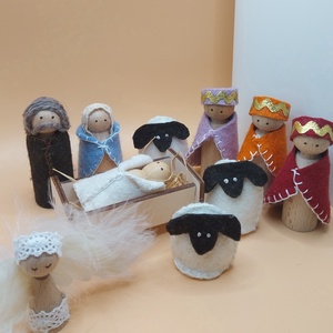 Betlehemi figurák -Szent család - három királyok, angyal és bárányok - karácsony - karácsonyi lakásdekoráció - karácsonyi manók, figurák - Meska.hu