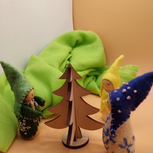 Karácsony az erdőben  - Erdő Manó Trió - waldorf inspiráció  - játék & sport - készségfejlesztő és logikai játék - montessori szivárvány, waldorf játékok - Meska.hu