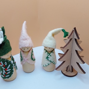 Karácsony az erdőben  - Erdő Manó Trió - waldorf inspiráció  - játék & sport - készségfejlesztő és logikai játék - montessori szivárvány, waldorf játékok - Meska.hu