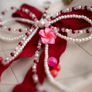 Táska charm vagy kulcstartó burgundi színben - táska & tok - kulcstartó & táskadísz - táskaakasztó - Meska.hu