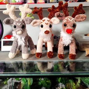 Horgolt rénszarvasok  - Meska.hu