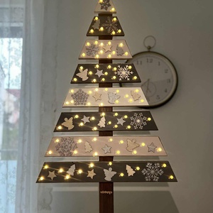 Karácsonyfa led világítással - Meska.hu