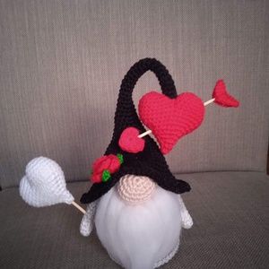 Valentin Manó Szívvel és Nyillal - játék & sport - plüssállat & játékfigura - manó - Meska.hu