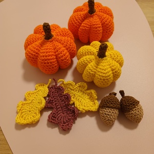 Horgolt tök dekoráció  - otthon & életmód - dekoráció - halloween - halloweeni dekoráció - Meska.hu