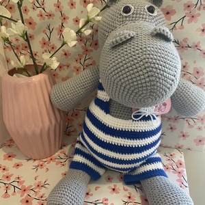 Csíkos nadrágos víziló , Játék & Sport, Plüssállat & Játékfigura, Más figura, Horgolás, MESKA