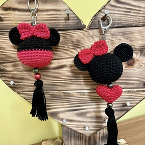 Horgolt Minnie és Mickey egér kulcstartók - táska & tok - kulcstartó & táskadísz - kulcstartó - Meska.hu