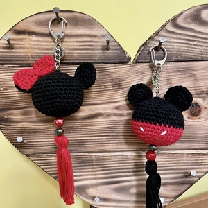 Horgolt Minnie és Mickey egér kulcstartók - táska & tok - kulcstartó & táskadísz - kulcstartó - Meska.hu