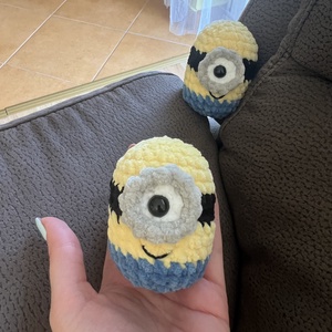 Mini horgolt minyon  - játék & sport - plüssállat & játékfigura - plüss mesefigurák - Meska.hu
