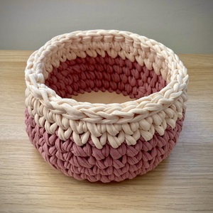 Horgolt tároló - Meska.hu