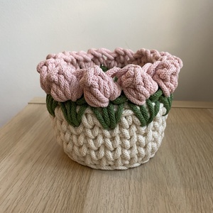 Horgolt tárolókosár tulipános, Otthon & Életmód, Tárolás & Rendszerezés, Doboz, Horgolás, Varrás, MESKA