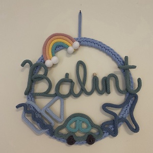 Falidísz egyedi válaszható felirattal, Baba - mama, Babaszoba dekoráció, Babanév dekoráció, Horgolás, Varrás, MESKA