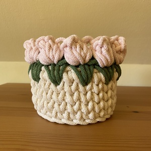 Horgolt tárolókosár tulipános - otthon & életmód - tárolás & rendszerezés - doboz - Meska.hu