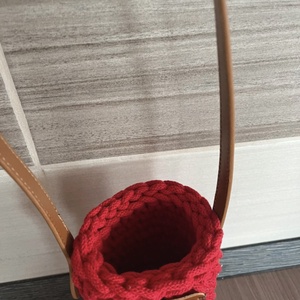 Horgolt bor - ital- kulacstartó - otthon & életmód - konyhafelszerelés, tálalás - tálalás - bortartó - Meska.hu