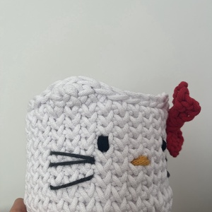 Horgolt Hello Kitty kosár fehér - otthon & életmód - tárolás & rendszerezés - tárolókosár - Meska.hu